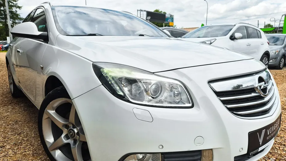 OPEL Insignia -