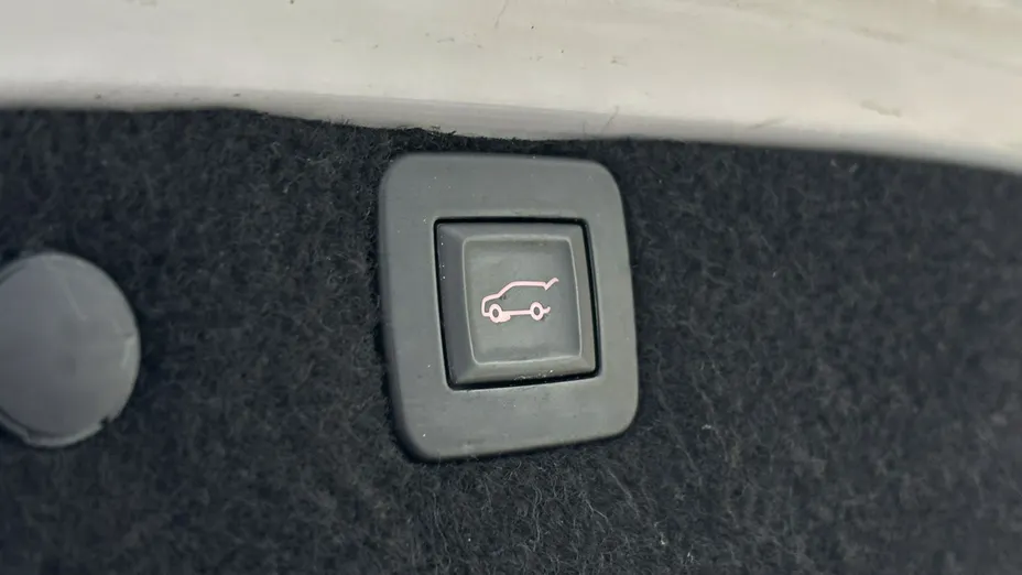 OPEL Insignia -