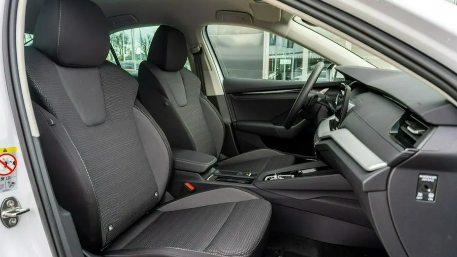 SKODA Octavia -