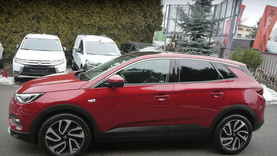 OPEL Grandland X -