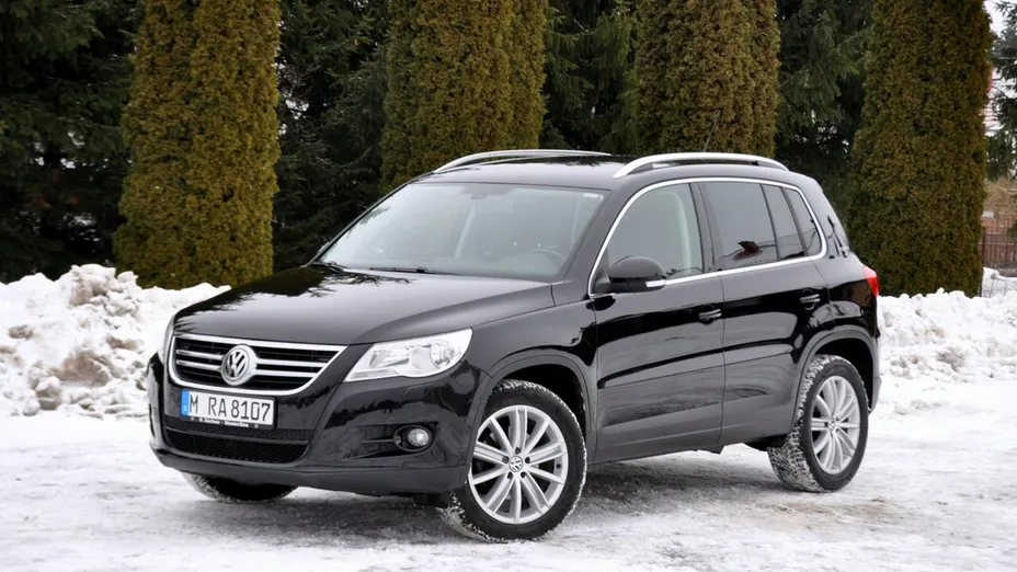 VOLKSWAGEN Tiguan -