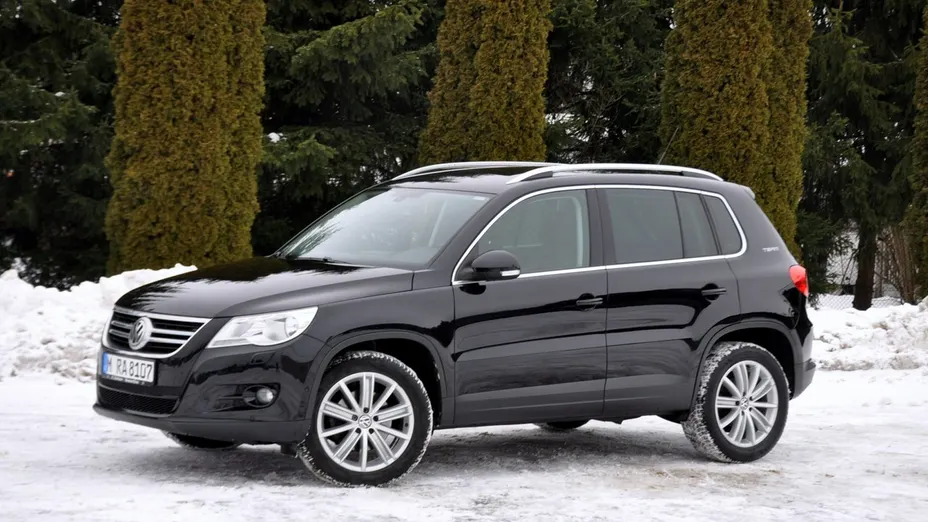 VOLKSWAGEN Tiguan -