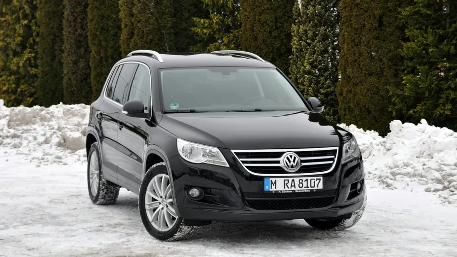 VOLKSWAGEN Tiguan -