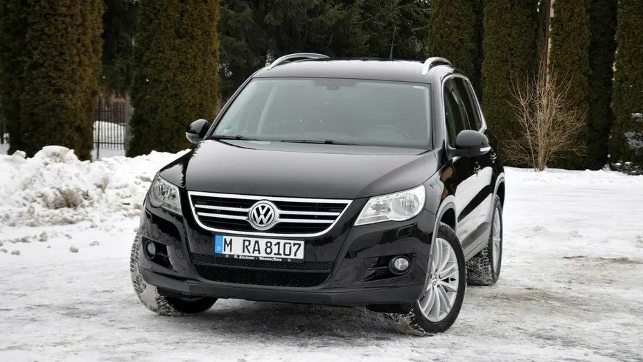 VOLKSWAGEN Tiguan -