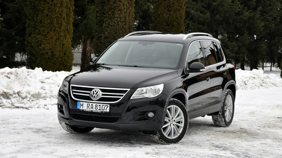 VOLKSWAGEN Tiguan -