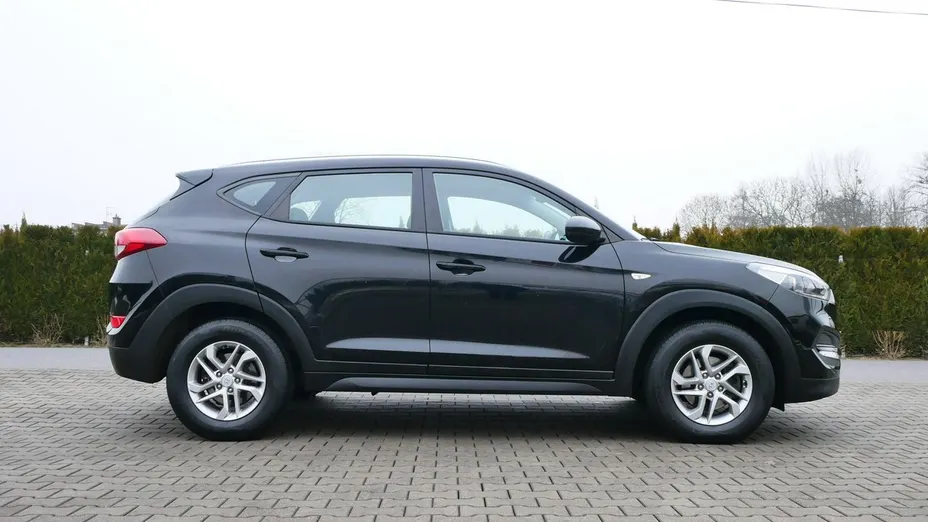 HYUNDAI Tucson -