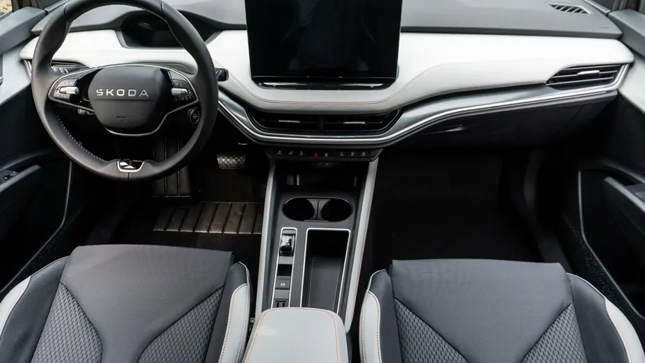 SKODA Enyaq -