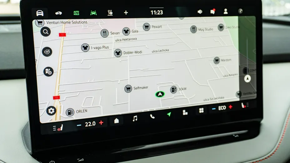SKODA Enyaq -