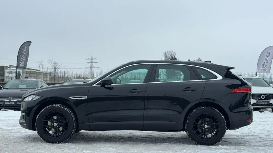 JAGUAR F-Pace -