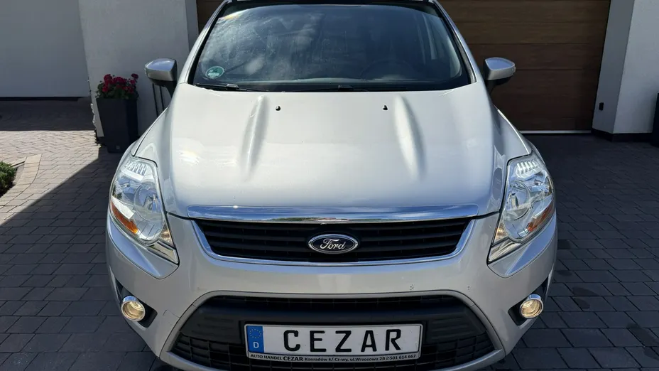 FORD Kuga -