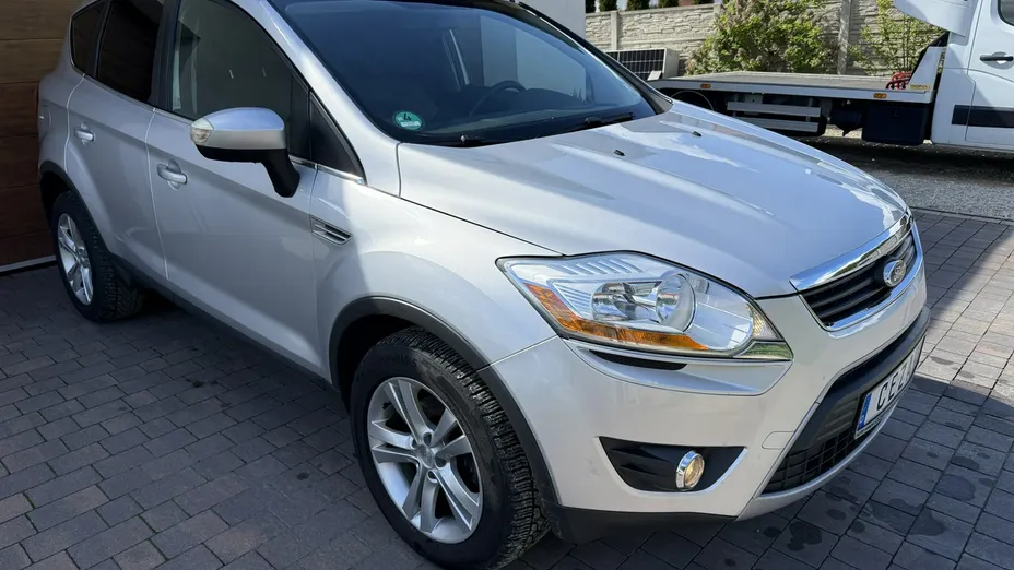 FORD Kuga -