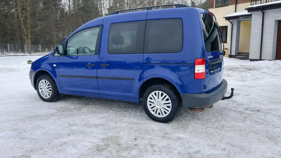 VOLKSWAGEN Caddy -
