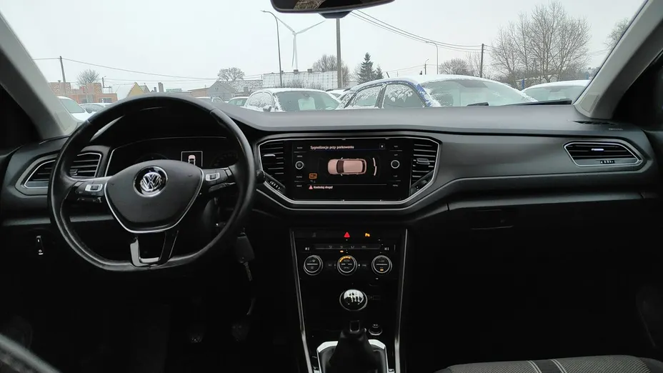 VOLKSWAGEN T-ROC -