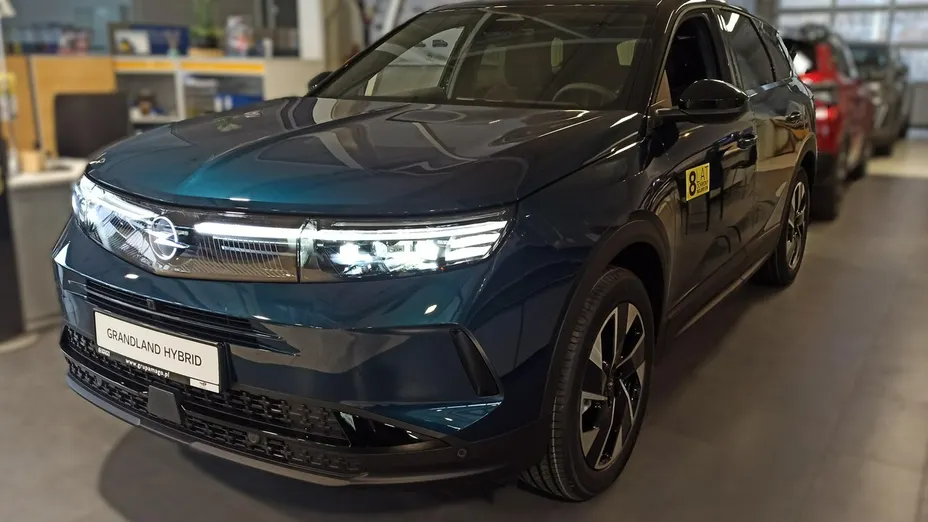 OPEL Grandland X -