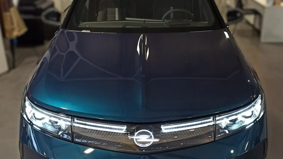 OPEL Grandland X -