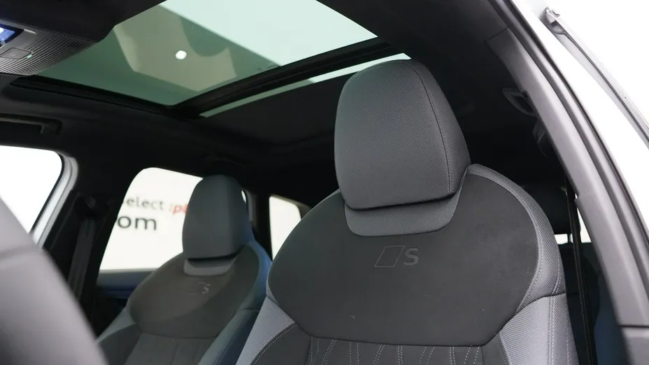 AUDI Q3 -