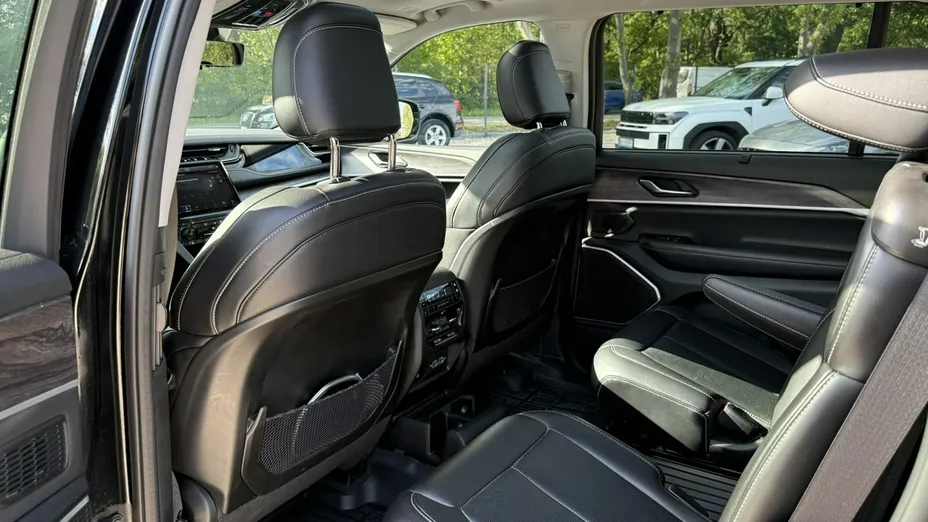 JEEP Grand Cherokee -