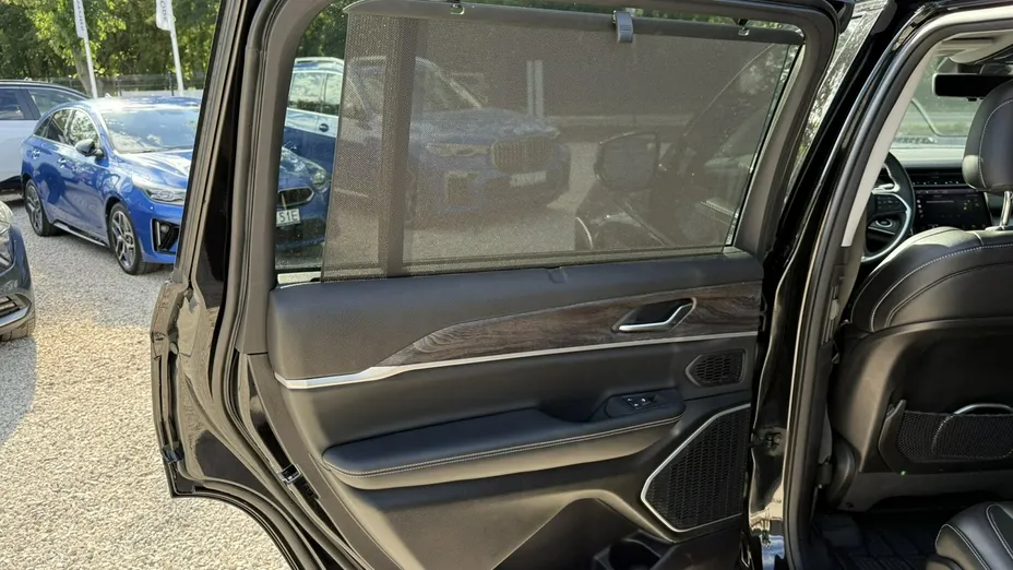 JEEP Grand Cherokee -