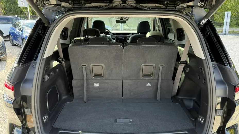 JEEP Grand Cherokee -