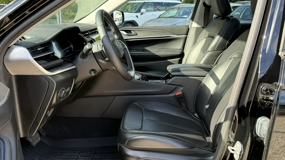 JEEP Grand Cherokee -