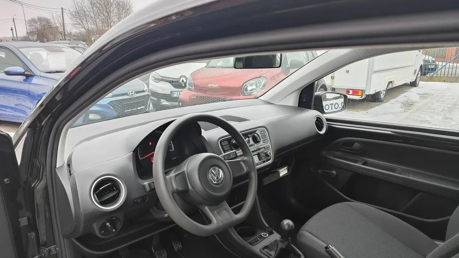 VOLKSWAGEN up! -