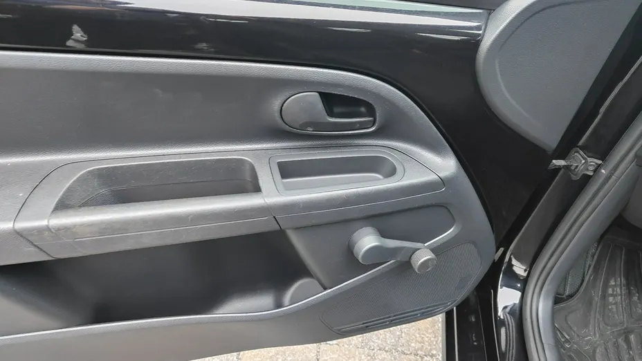 VOLKSWAGEN up! -