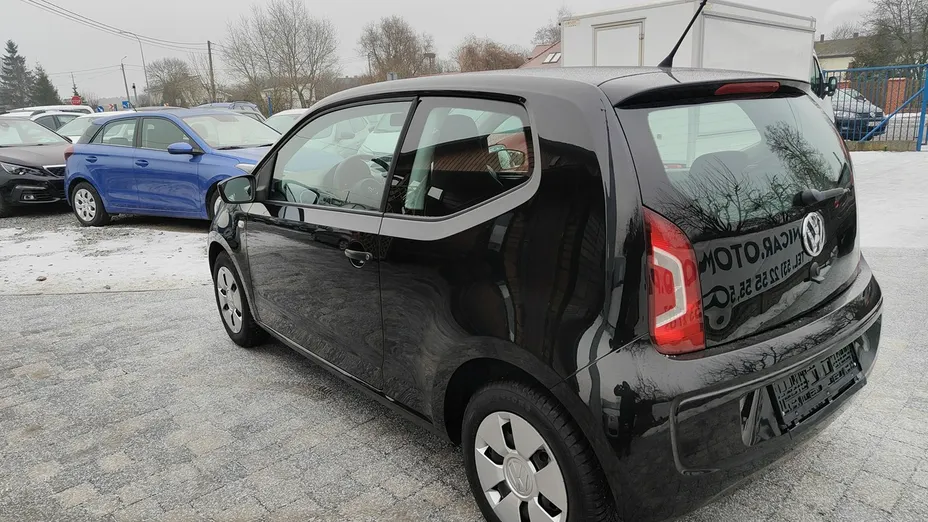 VOLKSWAGEN up! -