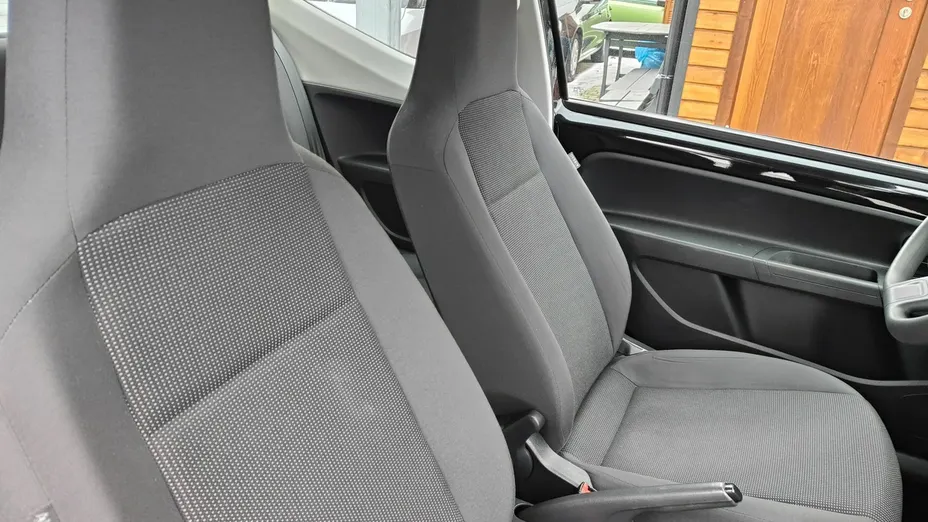 VOLKSWAGEN up! -