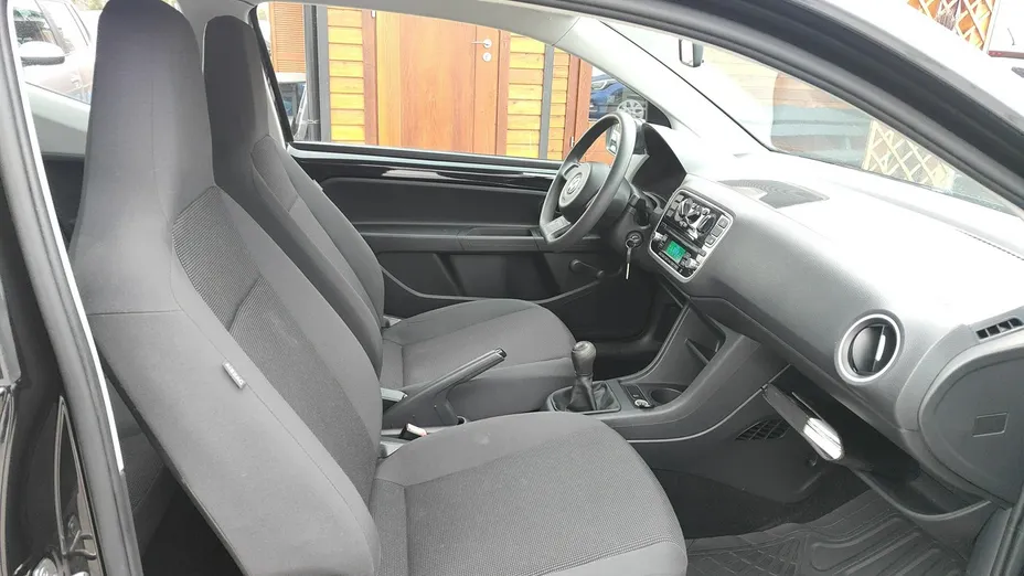 VOLKSWAGEN up! -