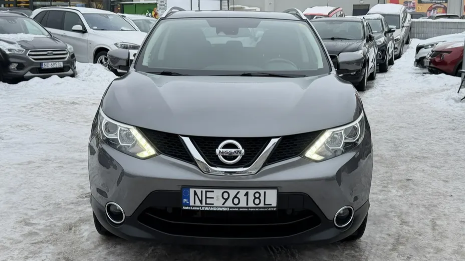 NISSAN Qashqai -
