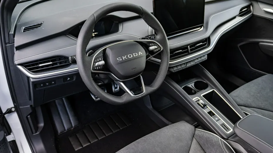 SKODA Enyaq -