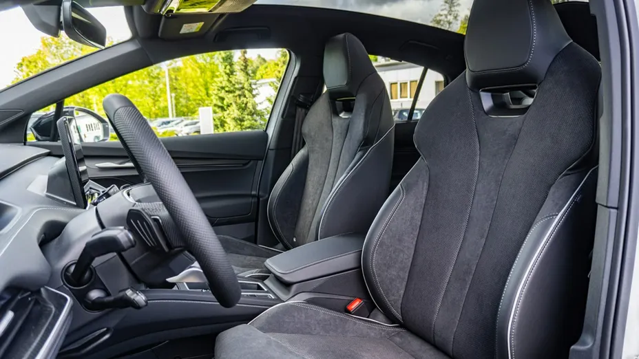 SKODA Enyaq -
