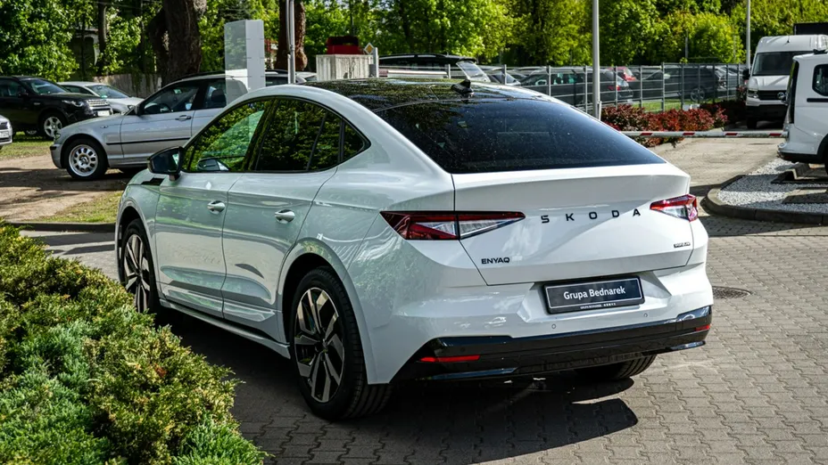 SKODA Enyaq -