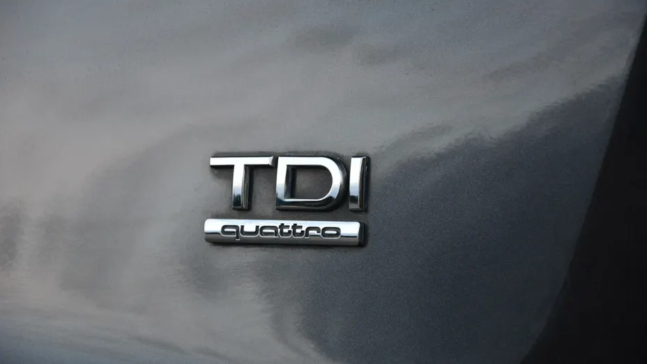 AUDI Q5 -