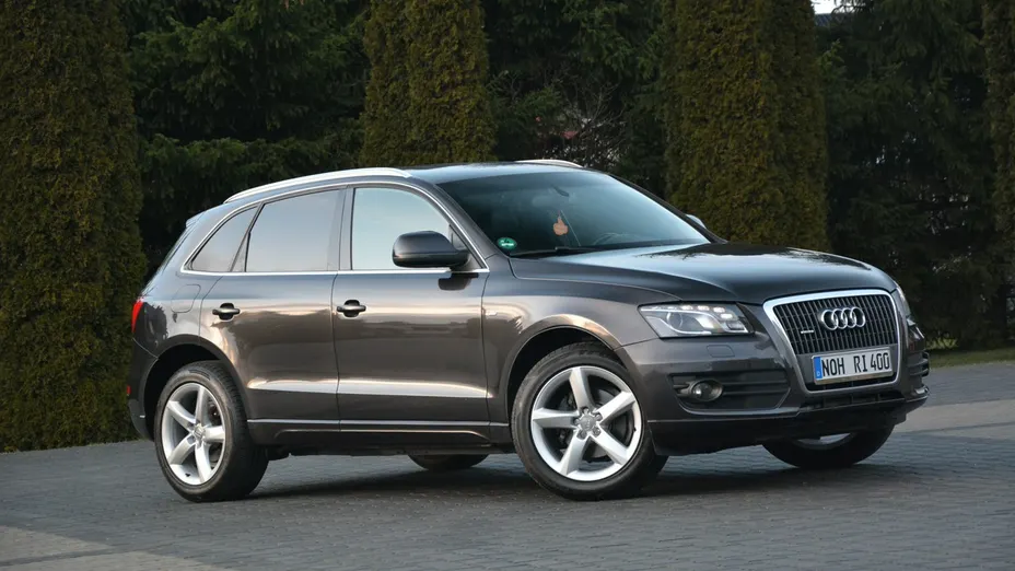 AUDI Q5 -