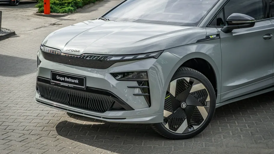 SKODA Enyaq -