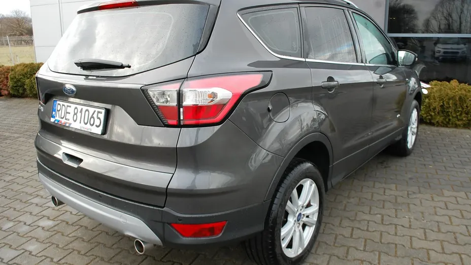 FORD Kuga -