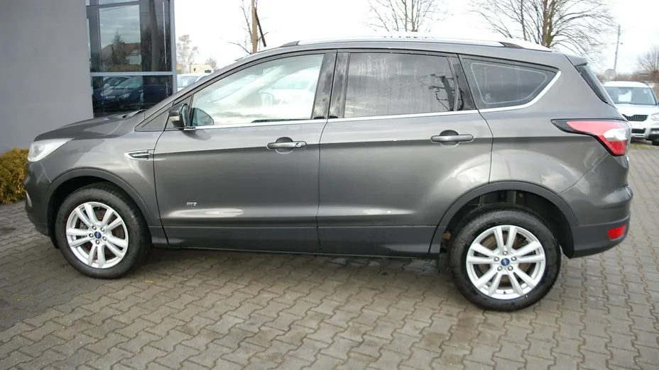 FORD Kuga -