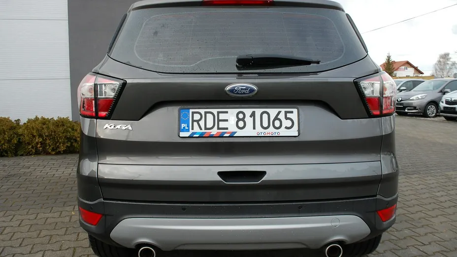 FORD Kuga -