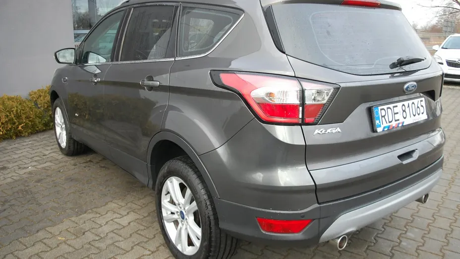 FORD Kuga -