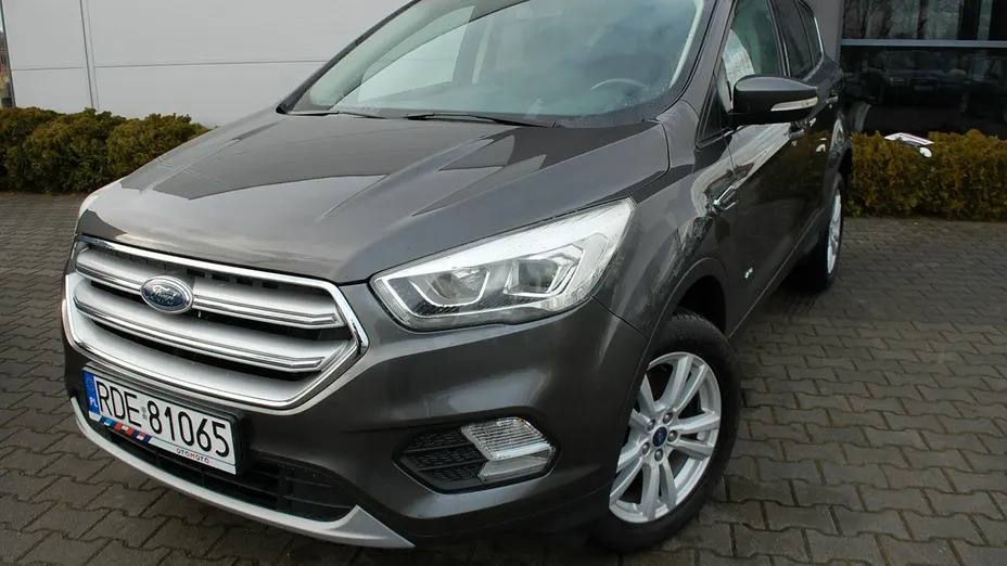FORD Kuga -
