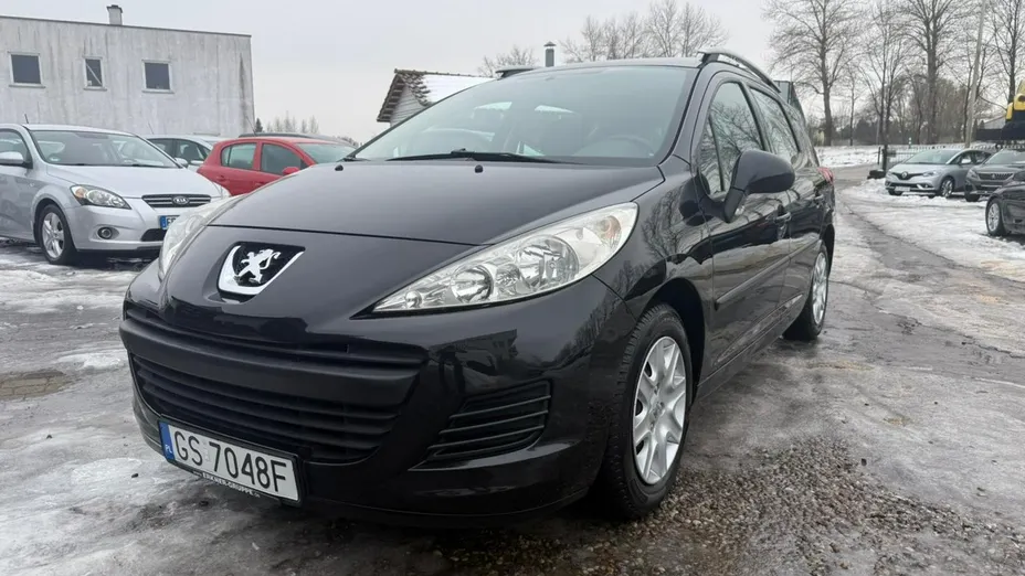 PEUGEOT 207 -
