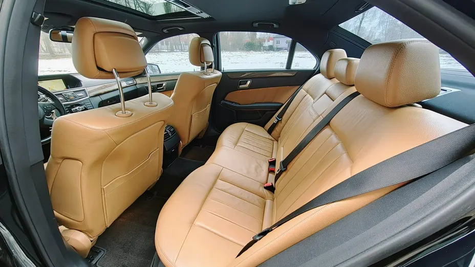 MERCEDES-BENZ E Klasa -