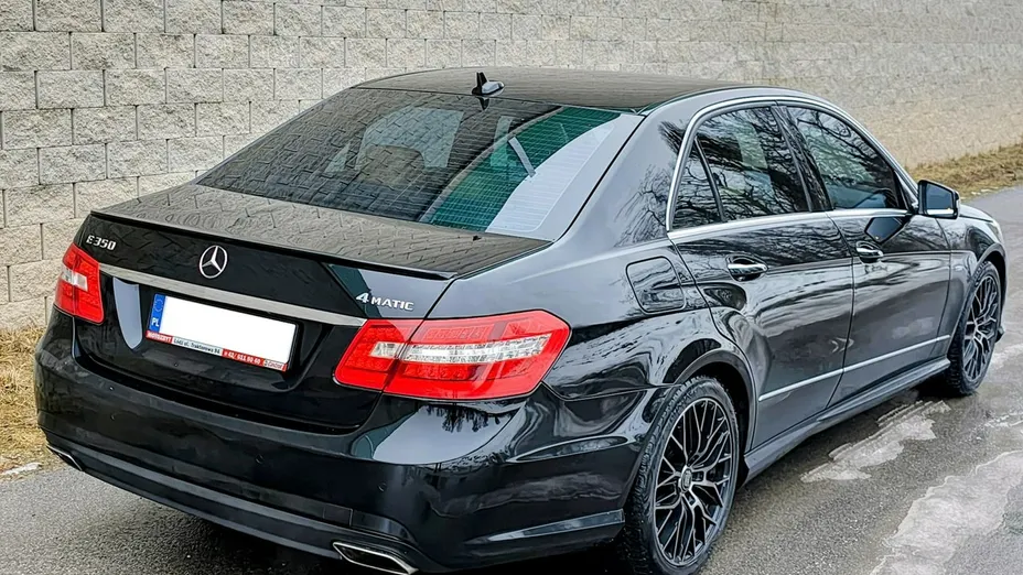 MERCEDES-BENZ E Klasa -