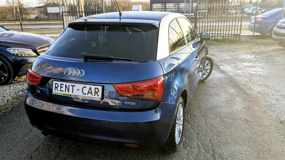 AUDI A1 -