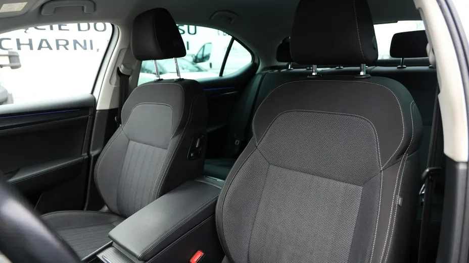 SKODA Superb -