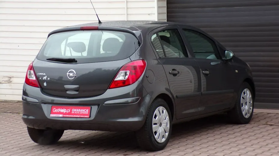OPEL Corsa -
