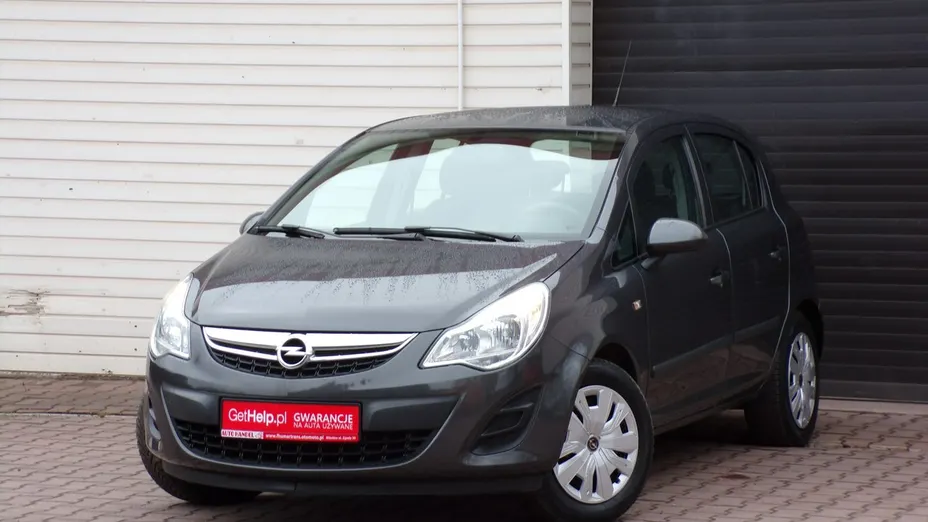 OPEL Corsa -
