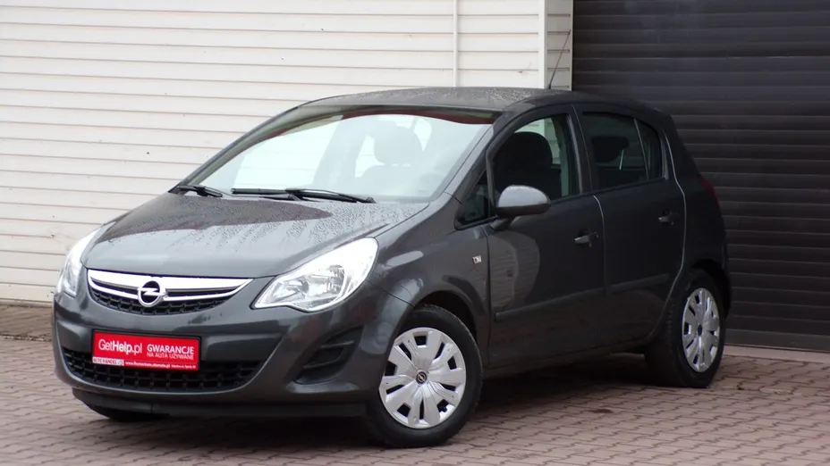 OPEL Corsa -
