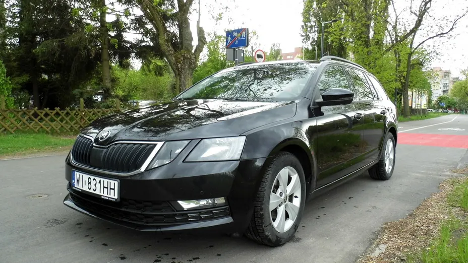 SKODA Octavia -